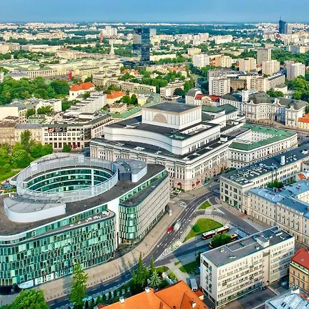 Apartment Smyr Warschau